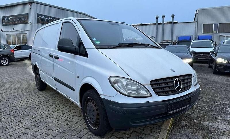 Gebraucht Mercedes Vito 95 PS (69 kW) 2007 Arktikweiß Van