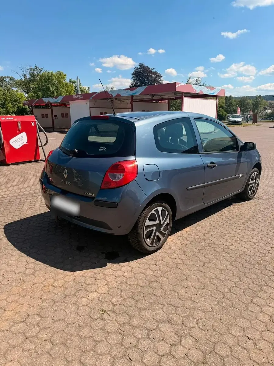 Gebraucht Renault Clio III 75 PS (55 kW) 2006 Kleinwagen