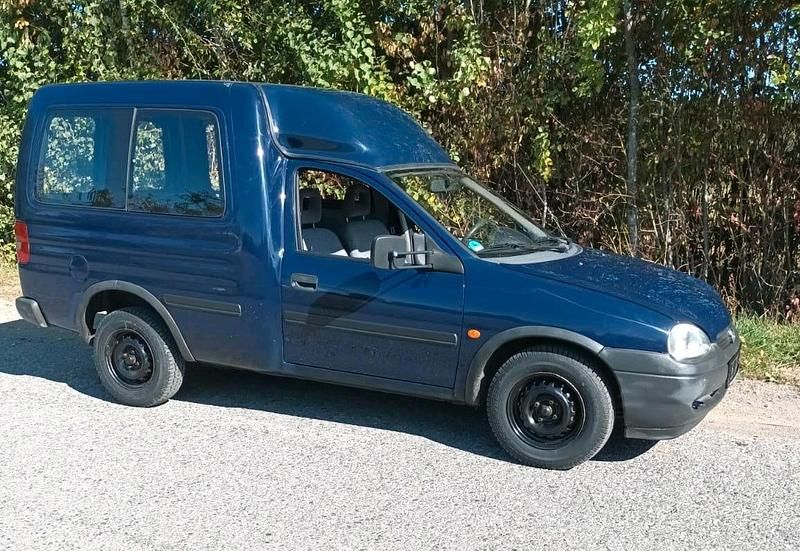 Blau Gebraucht 1999 Opel Combo Van / Kleinbus | 2.499 € - Bild 1/4
