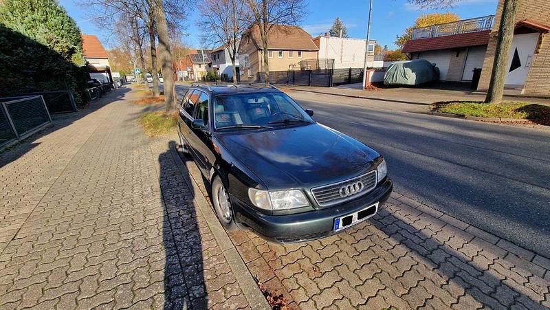 Grün Gebraucht 1996 Audi A6 Kombi | 4.299 € - Bild 1/4