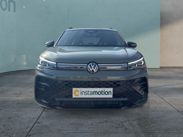 Gebraucht VW Tiguan Pro 150 PS (110 kW) 2024 Grün SUV