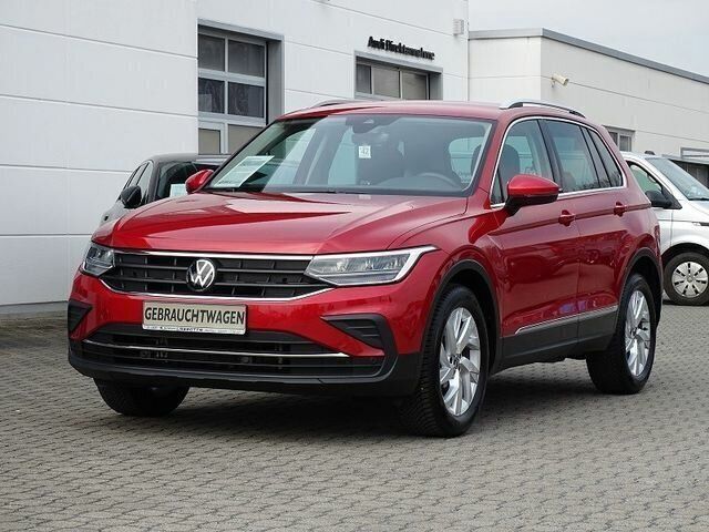 Kings red metallic Gebraucht 2023 VW Tiguan Move SUV | 28.900 € (Fairer Preis) - Bild 1/4