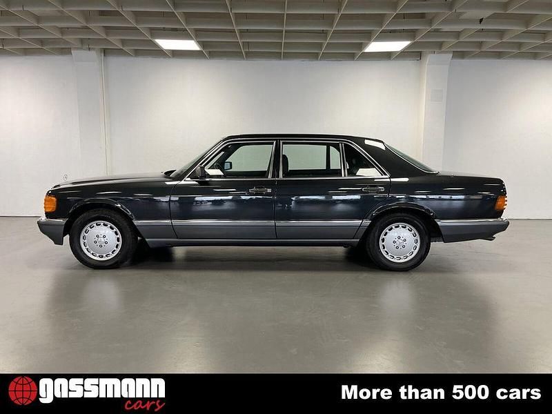 Gebraucht Mercedes 560 279 PS (205 kW) 1990 Schwarz Limousine