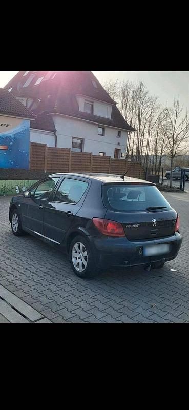 Gebraucht Peugeot 307 95 PS (69 kW) 2005 Schwarz Limousine