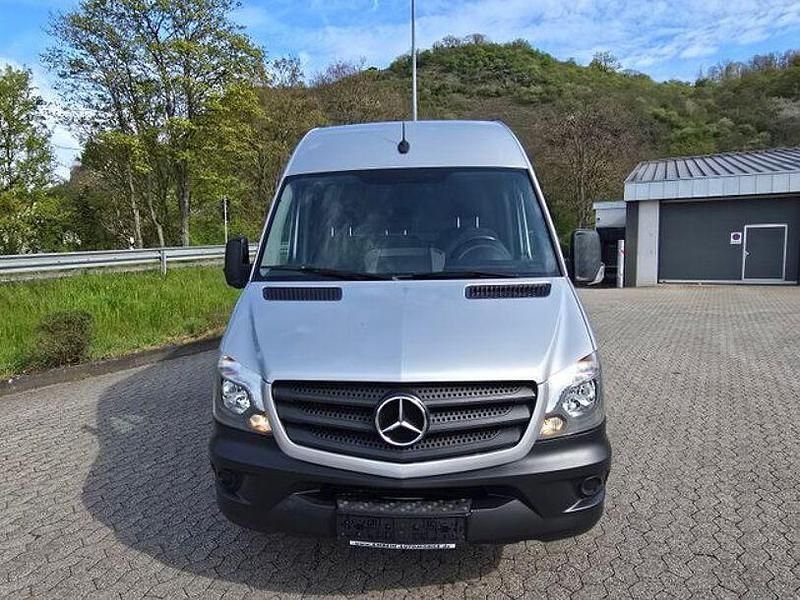 Gebraucht Mercedes Sprinter 143 PS (105 kW) 2017 Silber Van