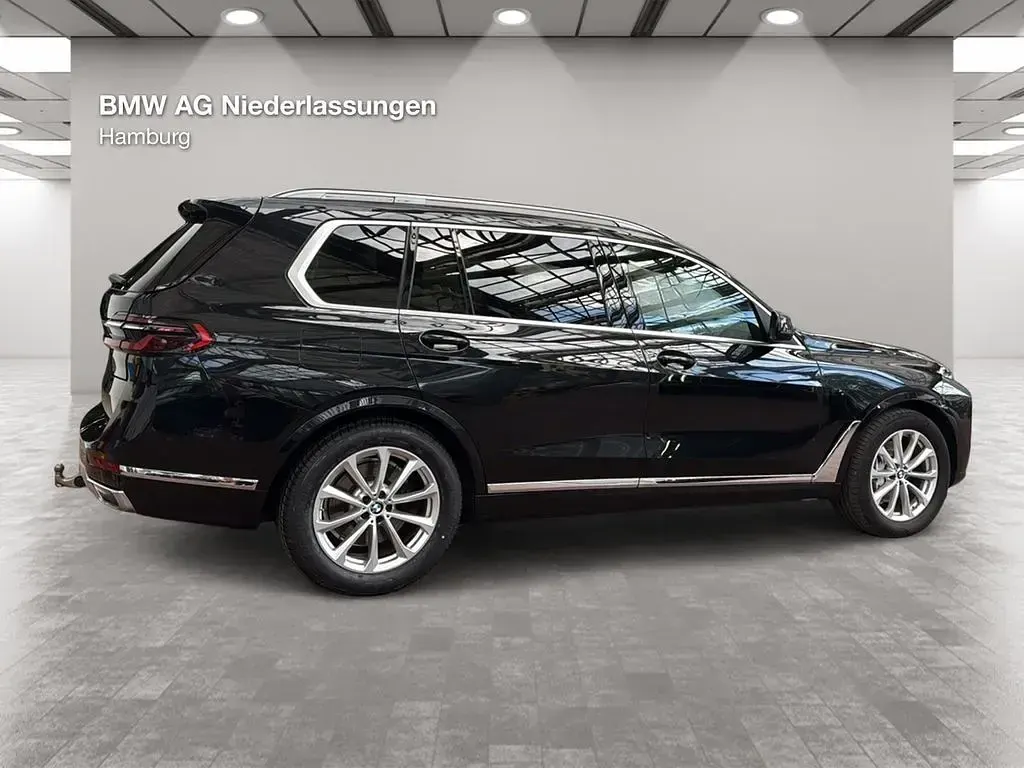 Gebraucht BMW X7 381 PS (280 kW) 2023 Schwarz SUV
