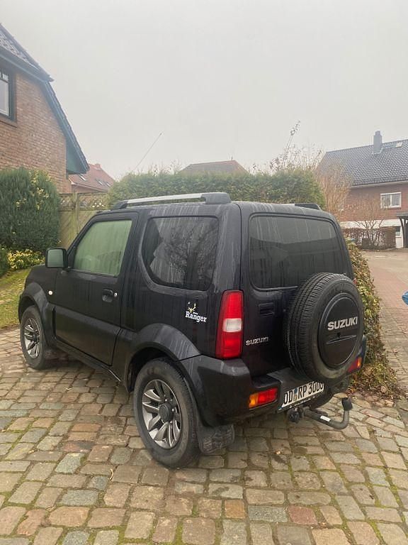 Gebraucht Suzuki Jimny Style 84 PS (61 kW) 2017 Schwarz SUV