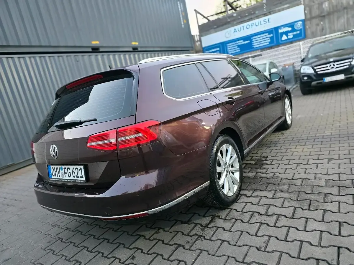 Gebraucht VW Passat 150 PS (110 kW) 2015 Rot Kombi