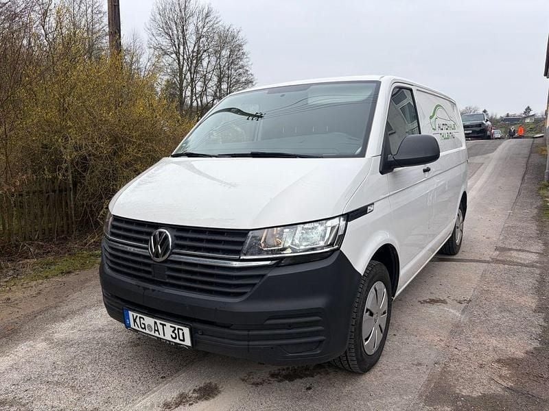Gebraucht VW Transporter 150 PS (110 kW) 2021 Candyweiss Van