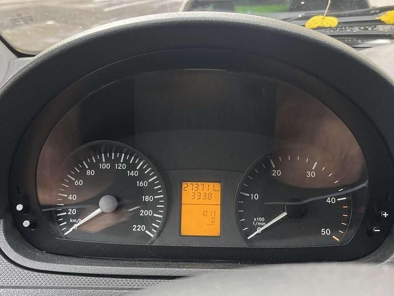 Blau Gebraucht 2013 Mercedes Vito Van | 6.900 € (Guter Preis) - Bild 1/4