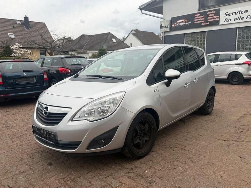Gebraucht Opel Meriva Design Edition 120 PS (88 kW) 2011 Silber Van / Kleinbus