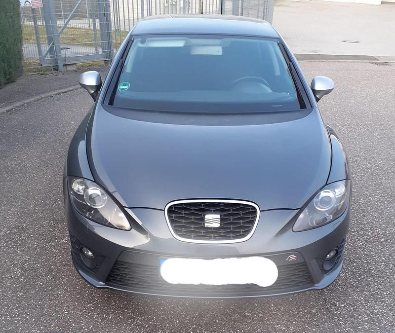 Gebraucht Seat Leon FR-Line 125 PS (91 kW) 2012 Limousine