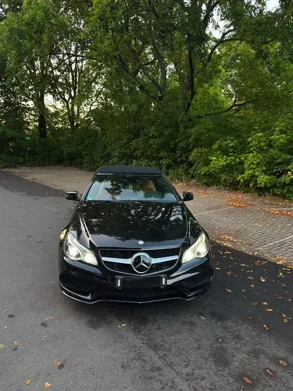 Gebraucht Mercedes E350 Sport Edition 258 PS (189 kW) 2016 Schwarz Cabrio