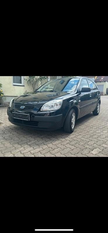 Schwarz Gebraucht 2009 Kia Rio Kleinwagen | 1.700 € (Superpreis) - Bild 1/4