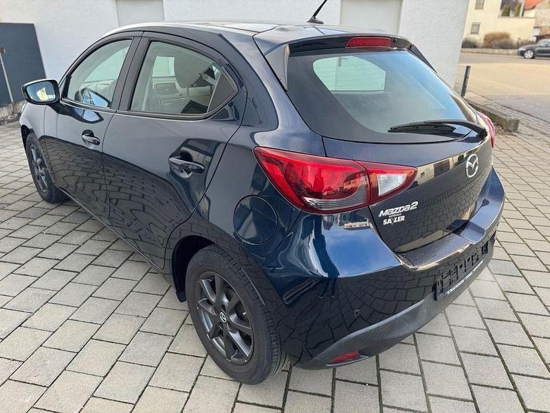 Gebraucht Mazda 2 Center-Line 75 PS (55 kW) 2016 Blau Limousine