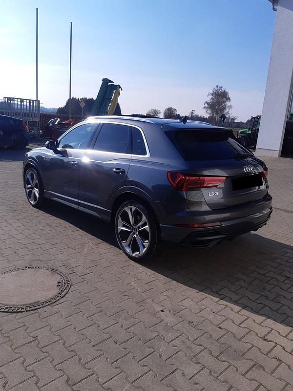 Gebraucht Audi Q3 S-Line 230 PS (169 kW) 2020 Grau SUV