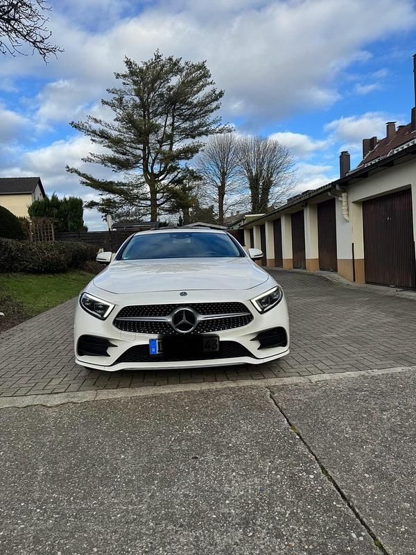 Weiß Gebraucht 2018 Mercedes CLS450 Limousine | 32.999 € (Guter Preis) - Bild 1/4