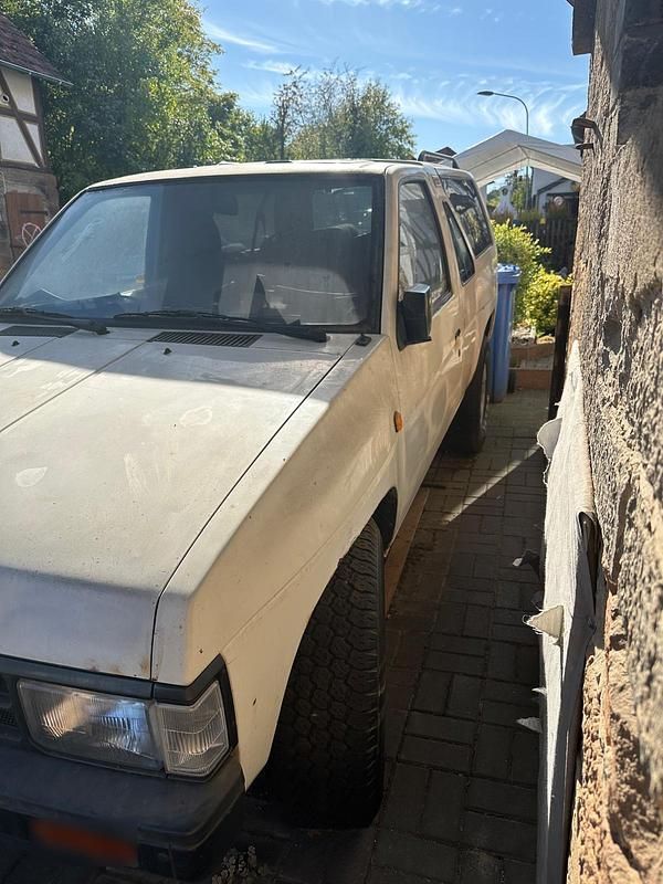Gebraucht Nissan Terrano 111 PS (81 kW) 1989 Weiß SUV