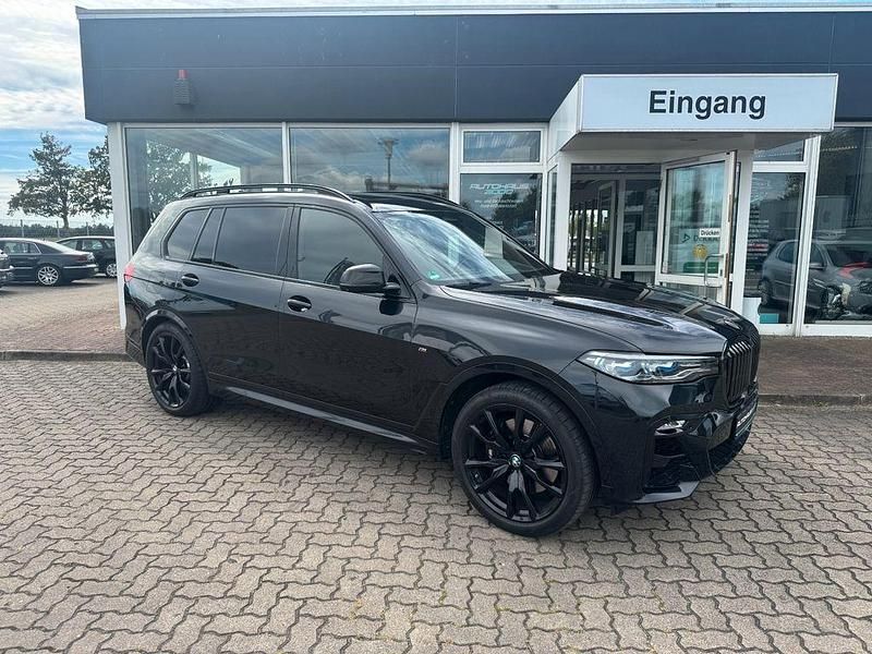 Schwarz Gebraucht 2022 BMW X7 Performance SUV | 86.990 € - Bild 1/4
