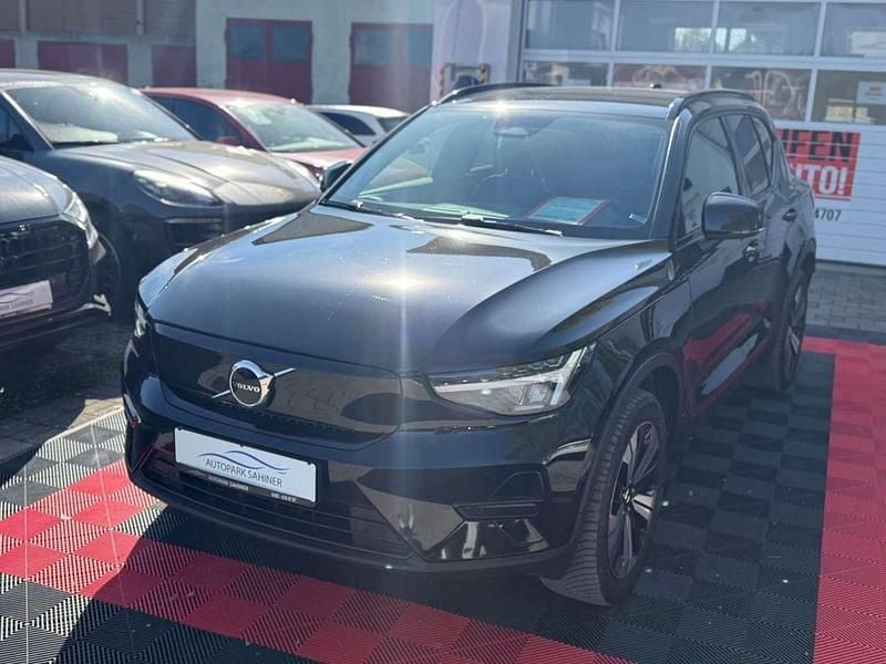 Second-hand Volvo XC40 Plus 300 kW (408 CP) 2023 Negru SUV