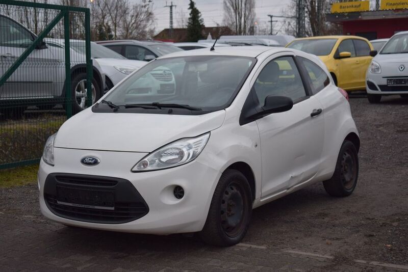 Gebraucht Ford Ka Ambiente 69 PS (50 kW) 2013 Crystalweiß Kleinwagen