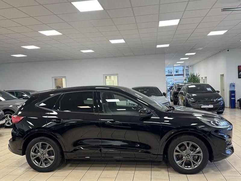 Gebraucht Ford Kuga ST-Line X 150 PS (110 kW) 2022 Schwarz SUV