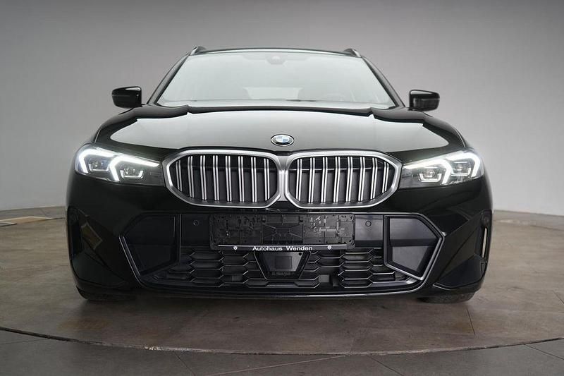 Gebraucht BMW 320 M Sport 184 PS (135 kW) 2023 Schwarz Kombi