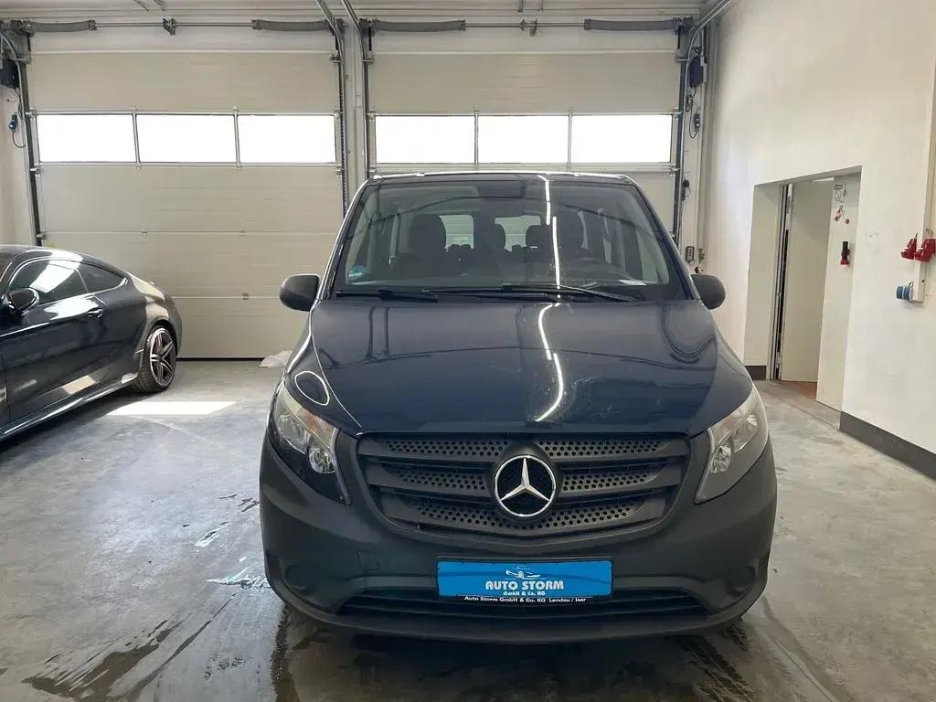 Gebraucht Mercedes Vito 136 PS (100 kW) 2023 Stahlblau Van