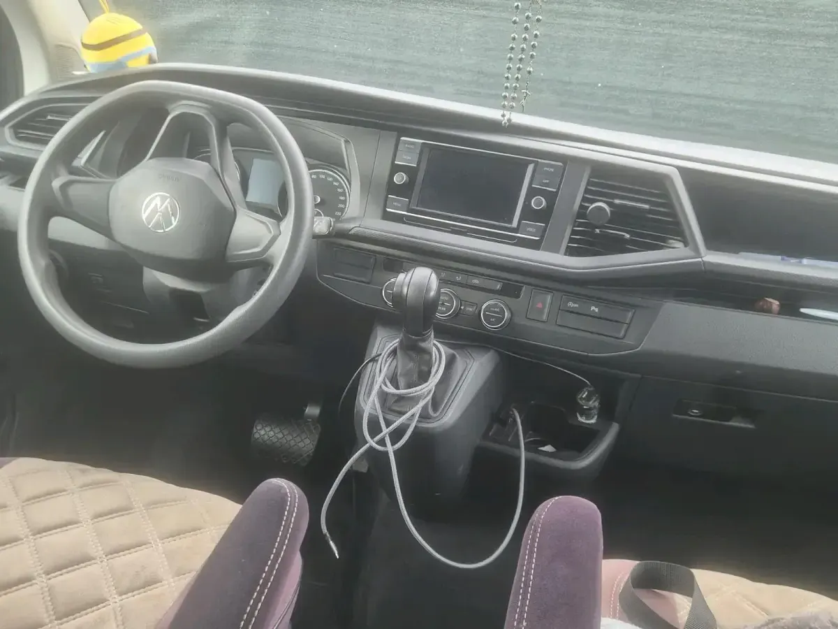 Gebraucht VW Multivan 150 PS (110 kW) 2021 Grau Van / Kleinbus