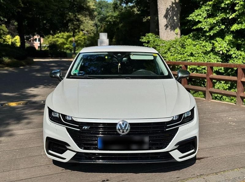 Gebraucht VW Arteon R-line 150 PS (110 kW) 2018 Andere farben Kleinwagen
