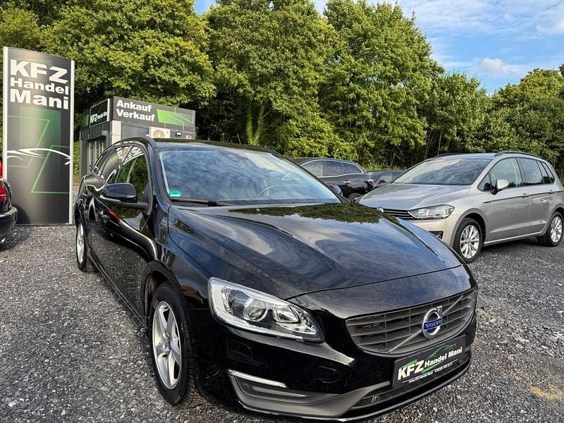 Black stone Gebraucht 2017 Volvo V60 Business Edition Kombi | 15.990 € (Etwas zu teuer) - Bild 1/4