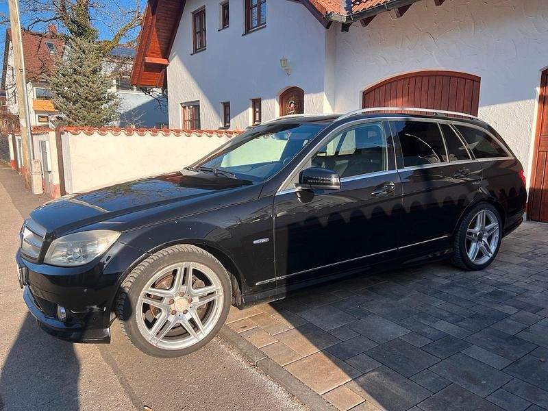 Schwarz Gebraucht 2010 Mercedes C220 AMG Kombi | 3.900 € (Superpreis) - Bild 1/4