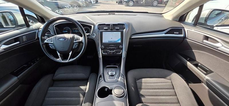 Silber Gebraucht 2021 Ford Mondeo Limousine | 15.850 € (Fairer Preis) - Bild 1/4