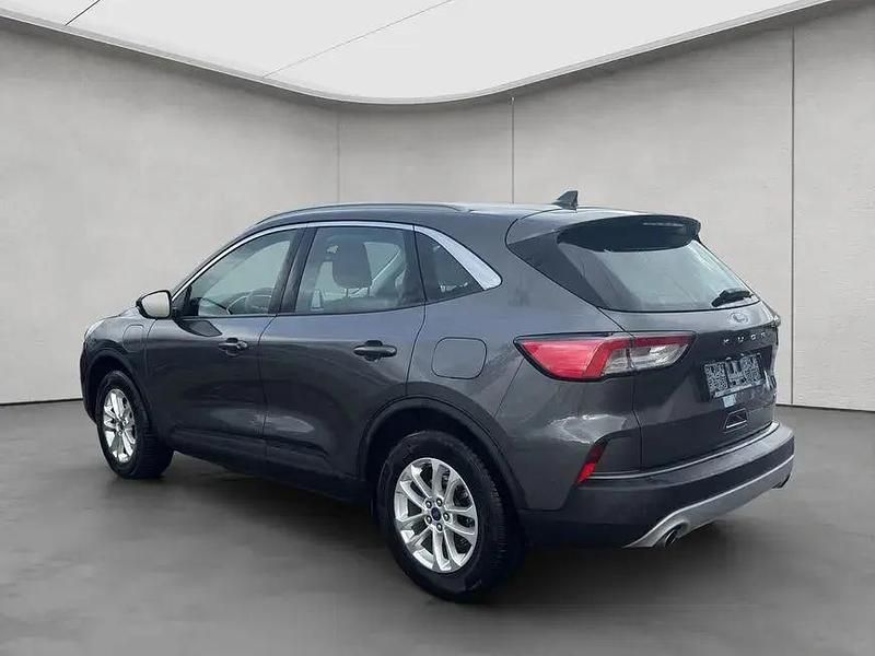 Gebraucht Ford Kuga Titanium 152 PS (111 kW) 2022 Grau SUV