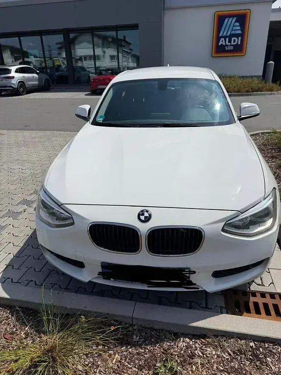 Gebraucht BMW 118 143 PS (105 kW) 2012 Weiß Kleinwagen