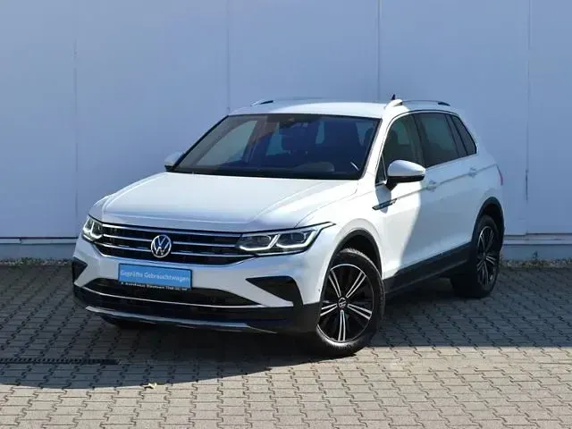 Używany VW Tiguan Elegance 150 KM (110 kW) 2021 Biały SUV