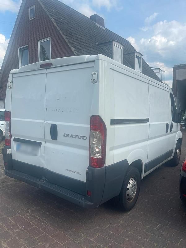 Gebraucht Fiat Ducato 115 PS (84 kW) 2014 Weiß Van