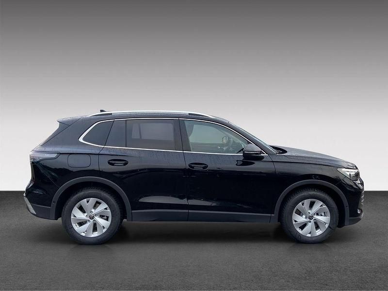 Neu VW Tiguan Elegance 150 PS (110 kW) 2026 Schwarz SUV