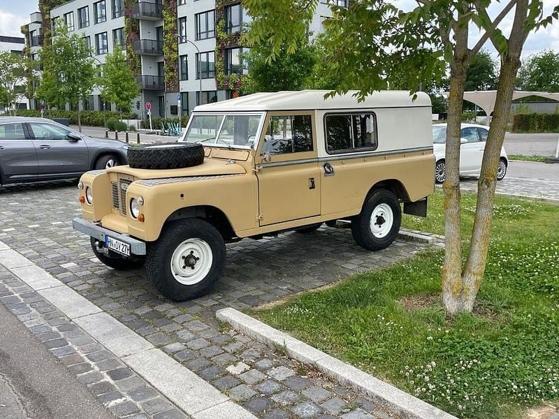Beige Gebraucht 1971 Land Rover 2 SUV | 17.900 € - Bild 1/4