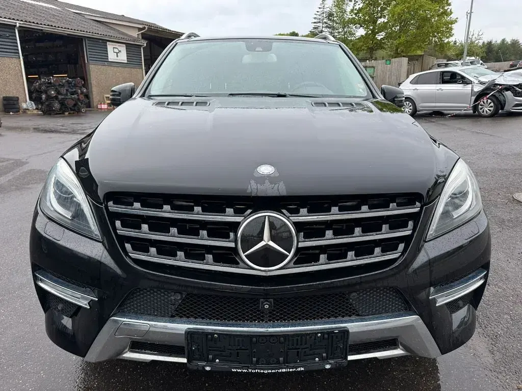 Gebraucht Mercedes ML350 258 PS (189 kW) 2013 Schwarz SUV