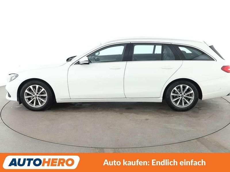 Gebraucht Mercedes E200 Avantgarde 184 PS (135 kW) 2018 Weiß Kombi