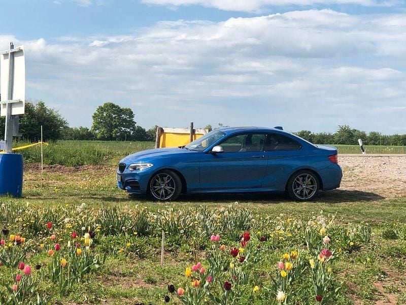 Blau Gebraucht 2014 BMW M235 Performance Coupé | 18.000 € (Superpreis) - Bild 1/4
