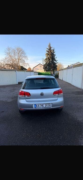 Gebraucht VW Golf VI Trendline 80 PS (58 kW) 2010 Silber Kleinwagen