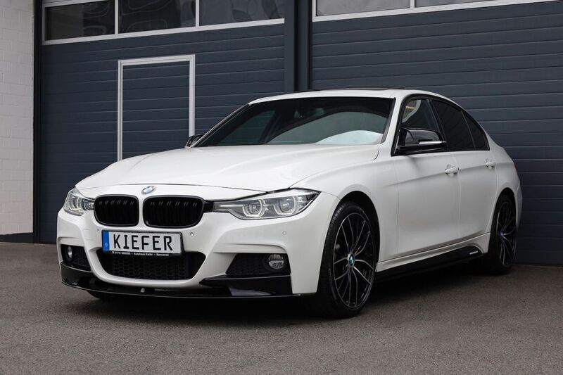 Weiß Gebraucht 2018 BMW 330 M Performance Limousine | 22.750 € (Guter Preis) - Bild 1/4