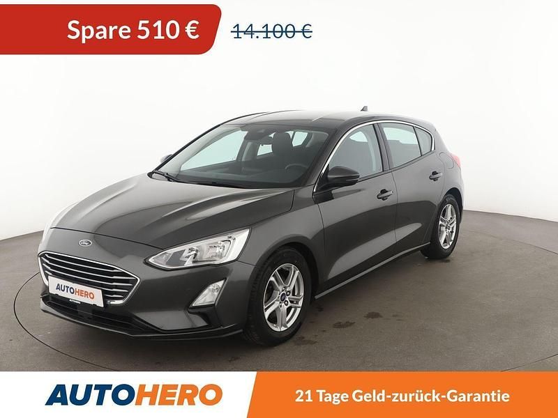 Grau Gebraucht 2018 Ford Focus Cool & Connect Limousine | 13.590 € (Fairer Preis) - Bild 1/3