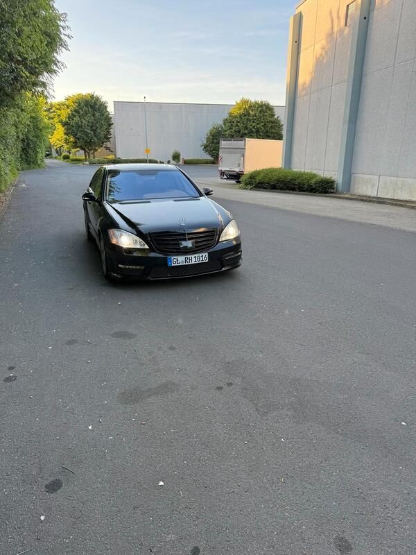 Schwarz Gebraucht 2005 Mercedes S500 AMG Limousine | 12.500 € - Bild 1/4