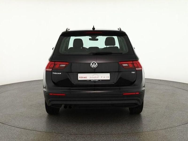 Gebraucht VW Tiguan 125 PS (91 kW) 2018 Schwarz SUV