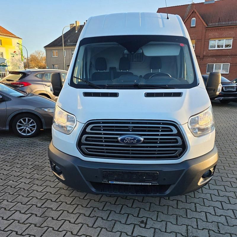 Gebraucht Ford Transit 170 PS (125 kW) 2019 Weiß Van / Kleinbus