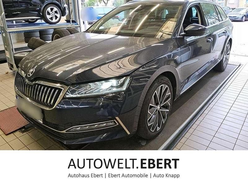 Plumblau Gebraucht 2023 Skoda Superb LAURIN & KLEMENT Kombi | 35.890 € (Fairer Preis) - Bild 1/4