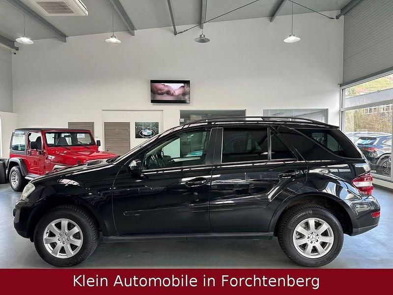 Gebraucht Mercedes ML280 190 PS (139 kW) 2008 Schwarz SUV